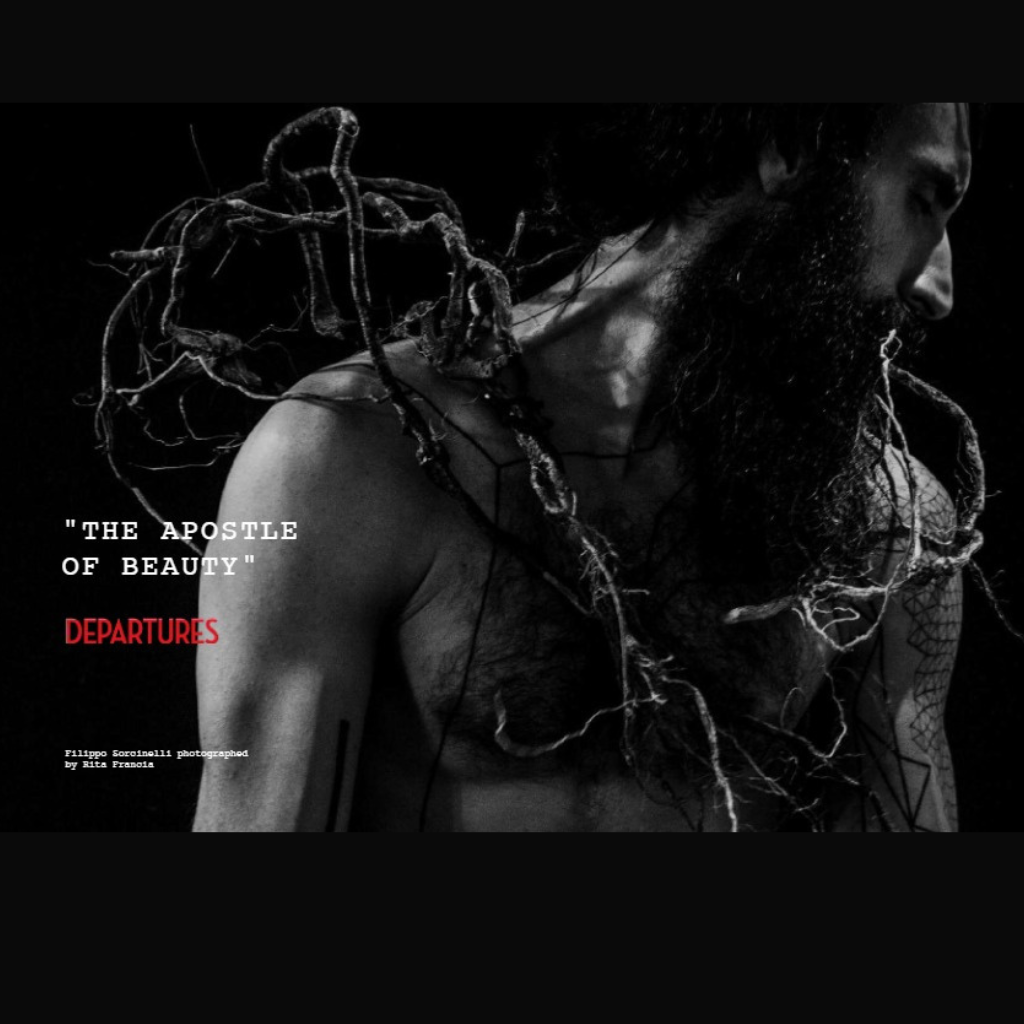 Filippo Sorcinelli Perfumes born in 2014; dedicated to the artistic passions of their creator:
Gothic art, music, photography…the fog.Shop at fragrapedia.com