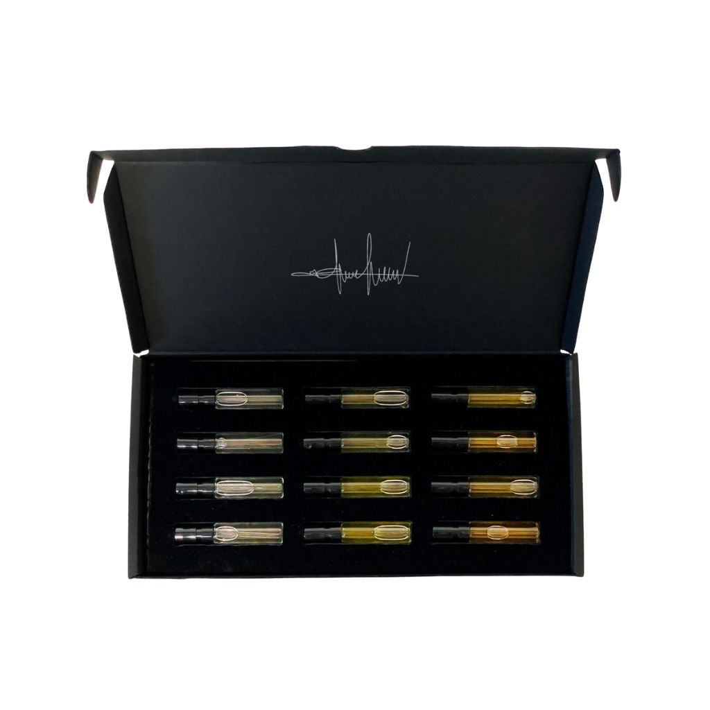 Filippo Sorcinelli Perfumes born in 2014; dedicated to the artistic passions of their creator: Gothic art, music, photography, the fog.Shop at fragrapedia.com Compose your discovery kit by choosing twelve samples from all the fragrances made by the artist. You can check the samples you choose during the checkout before the payment.